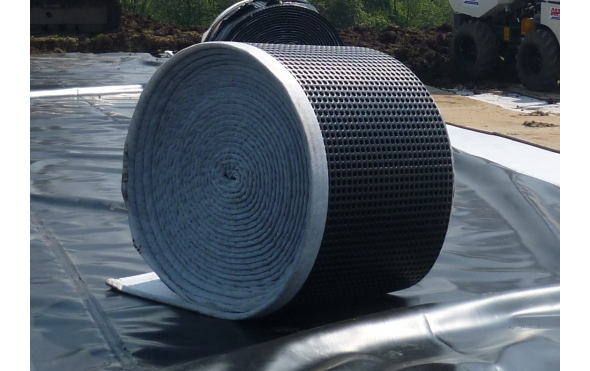Deckdrain (1)